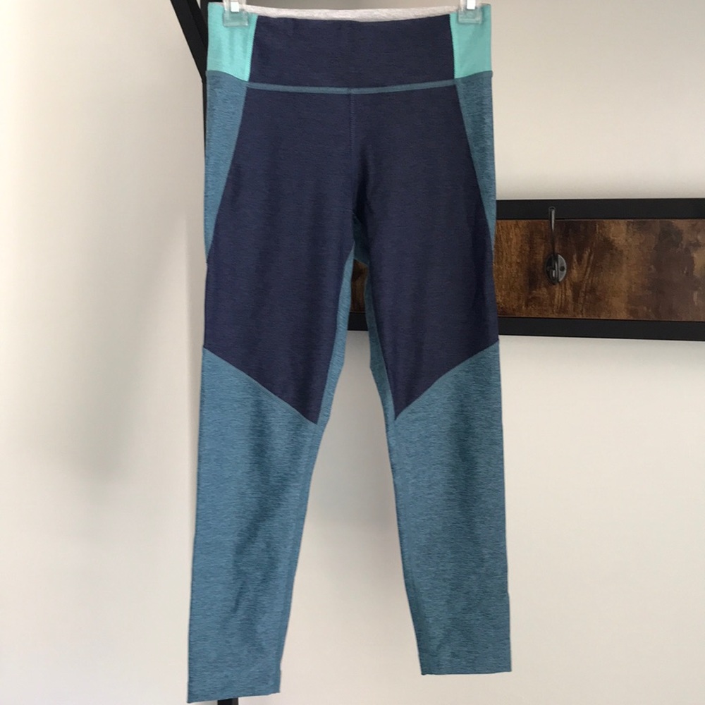 Outdoor voices legging